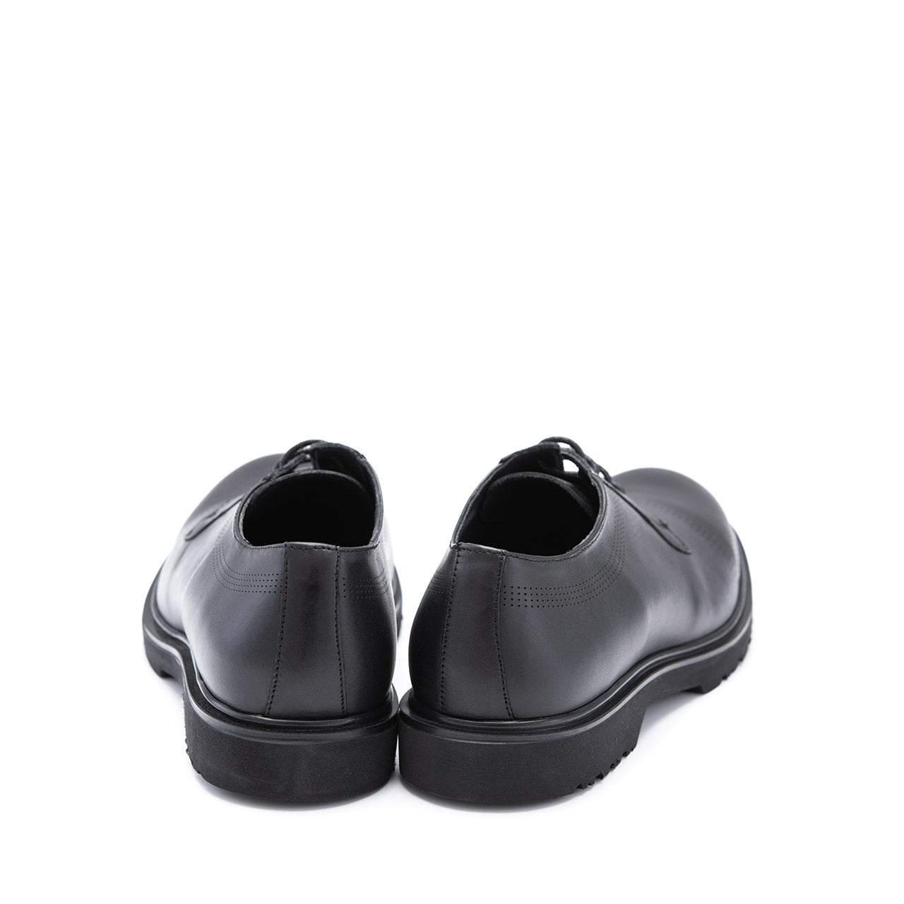 Pantofi eleganti barbati Viktor negru gravat